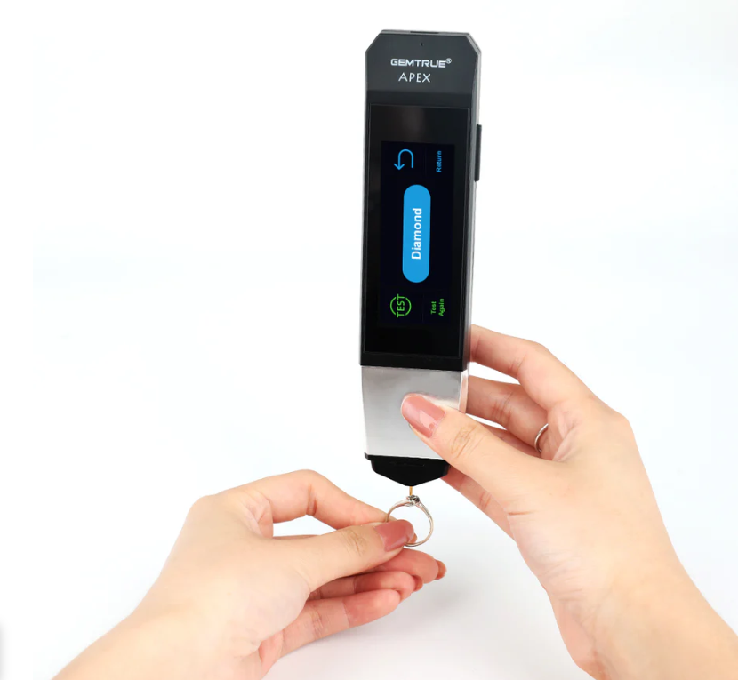 diamond tester with digital display screen