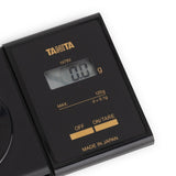 Portable TANITA 1479V scale with 0.1g accuracy and 4-digit LCD display